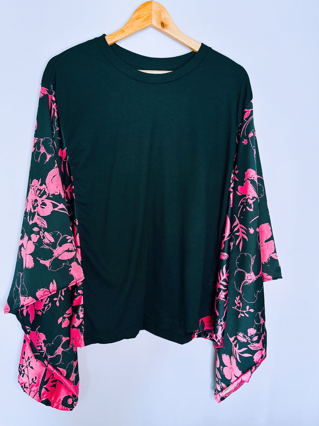 Black Flow Tees