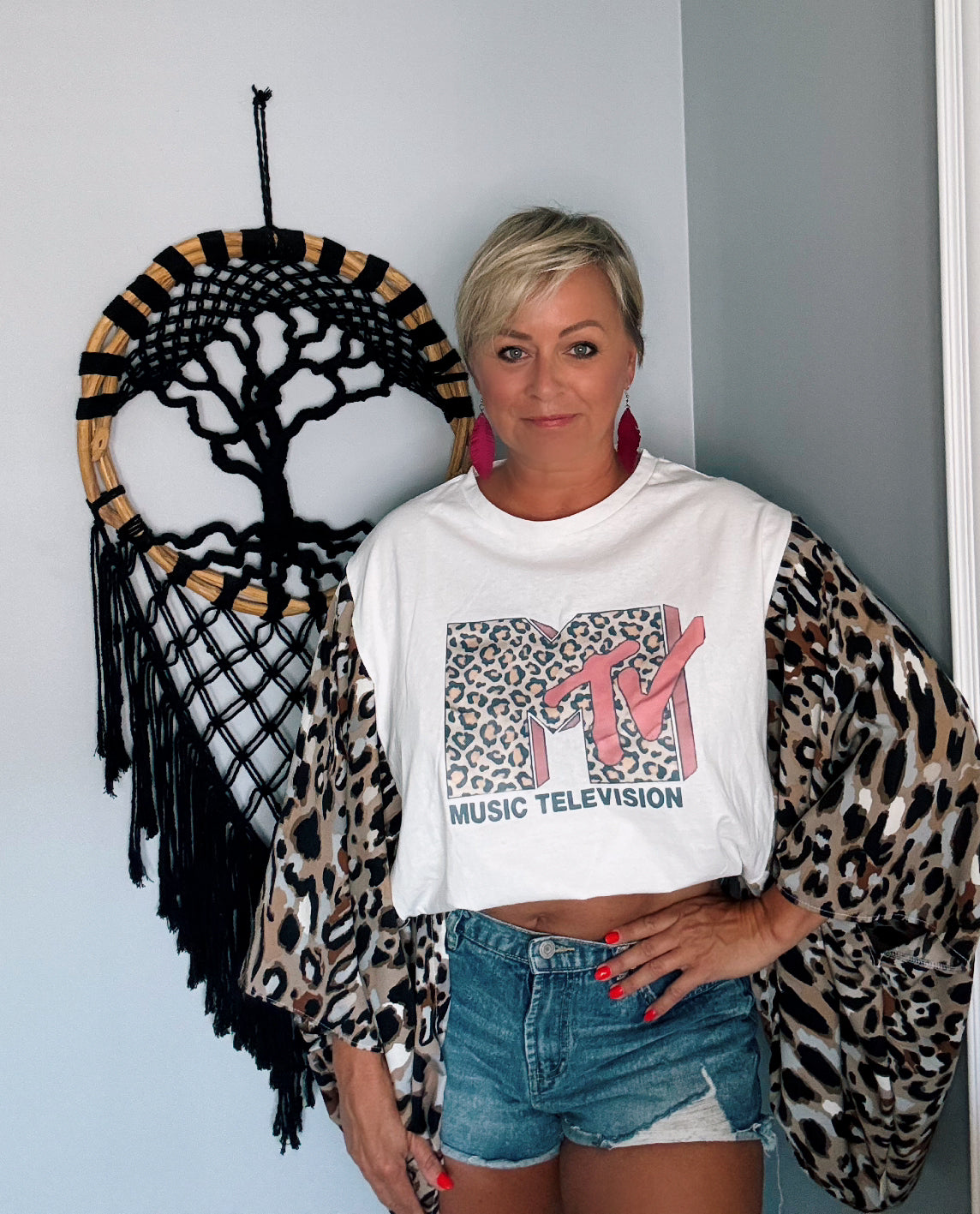 MTV white - SOLD
